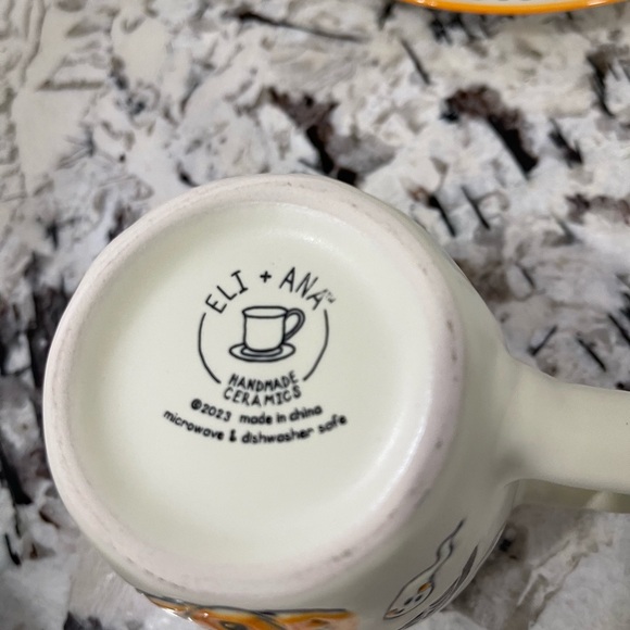 Eli + Ana halloween black bat cup and saucer Halloween pattern - Picture 2 of 2